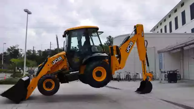why jcb colour is yellow